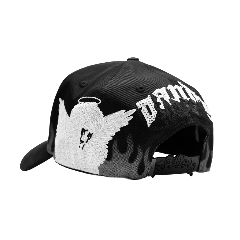 Dandy hats y lloró junior H